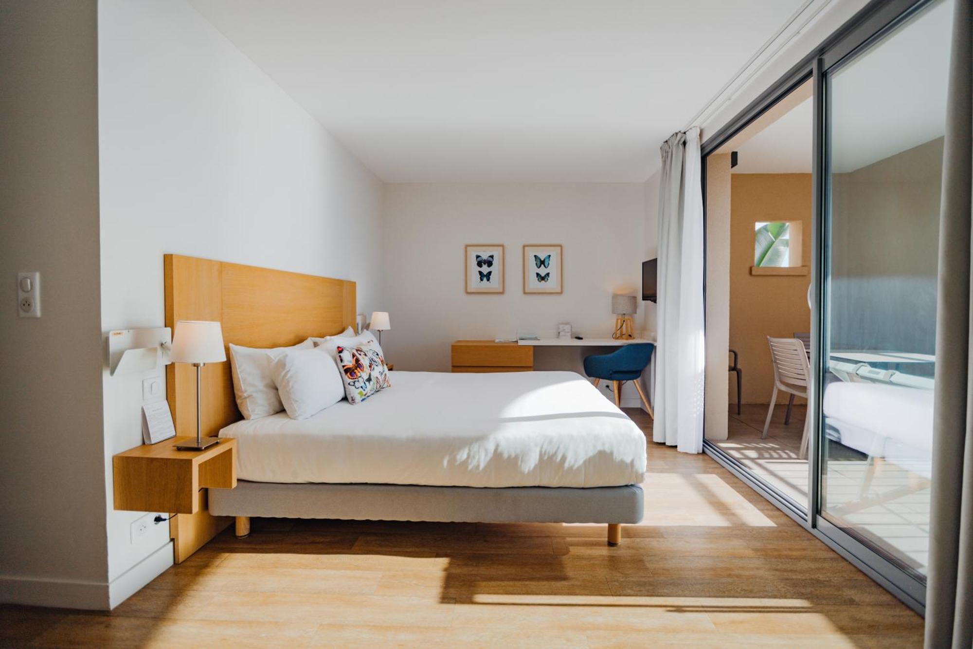 Hotel La Villa Douce Райоль-Канадель-сюр-Мер Экстерьер фото